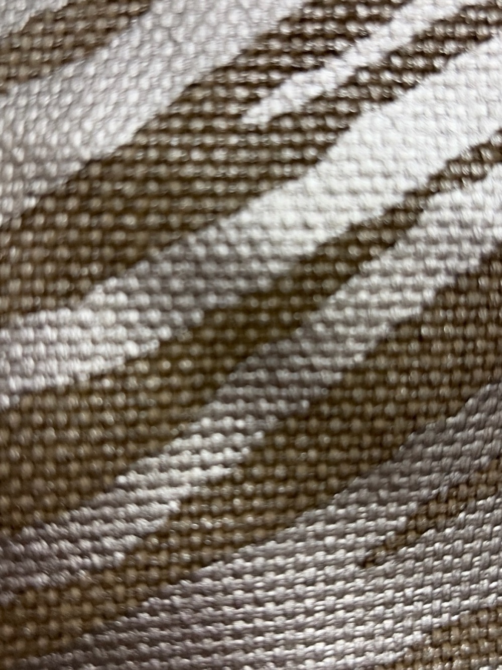 Michael Kors New! Zebra-Print Metallic Tote in Silver and Gold - Picture 5 of 9